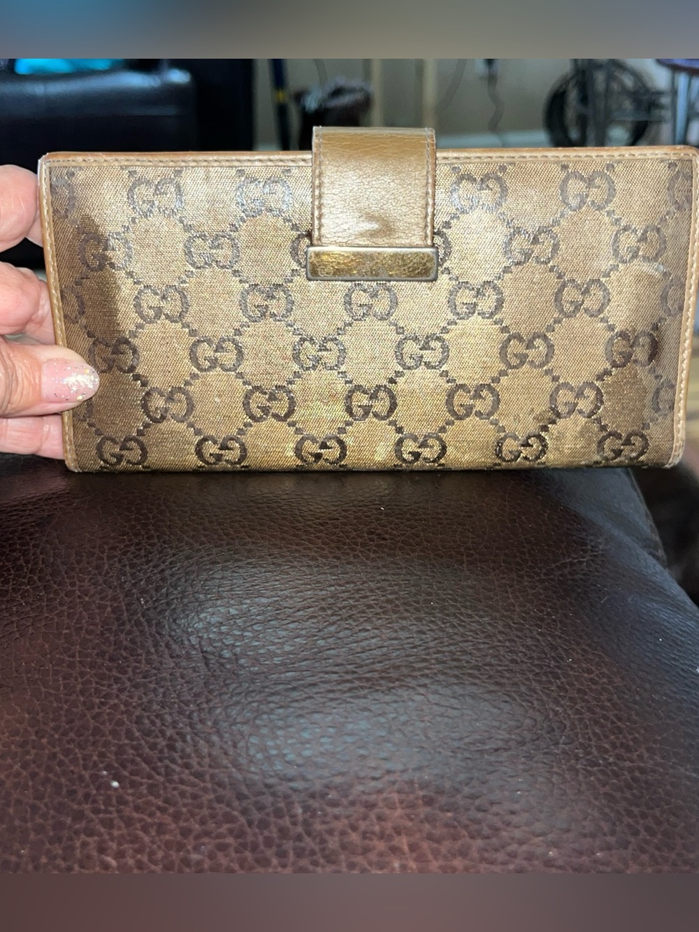 Used Condition Authentic Gucci GG Monogram Continental Wallet